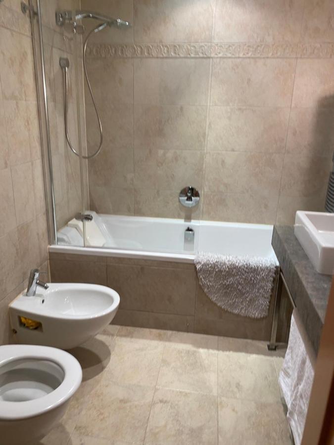 Swimming Pools Apartment In Ocean Village - 2 Bed 2 Bath Rock View Gibraltar Exterior foto